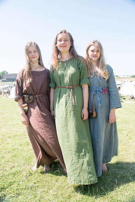 Appearance and Dress | Follow The Vikings